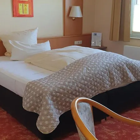 Отель Sonnenhof Lugde