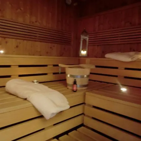 Отель Sonnenhof Lugde